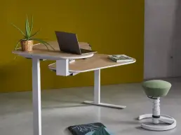 Personalisierte Büroeinrichtung Elektrische Stehpulte